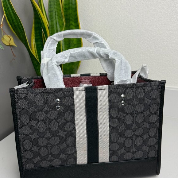 Dempsey Carryall Bag In Signature Canvas Black/White/Red - Picture 3 of 4